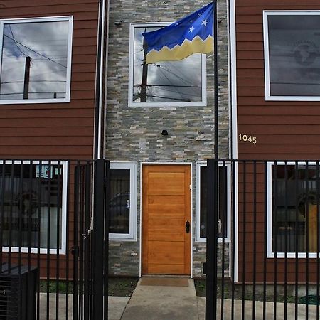 Hostal America En 푸에르토나탈레스 외부 사진