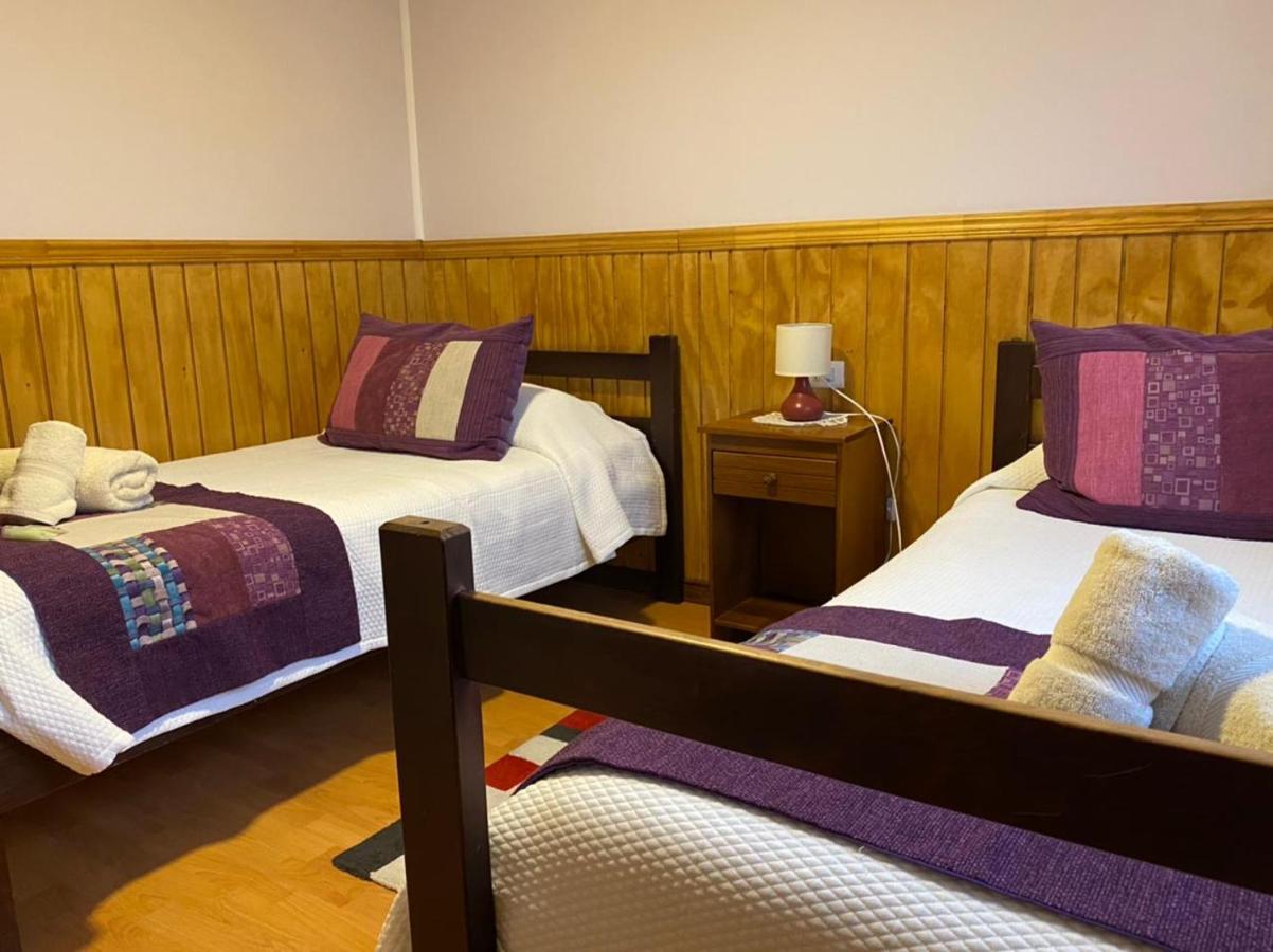Hostal America En 푸에르토나탈레스 외부 사진
