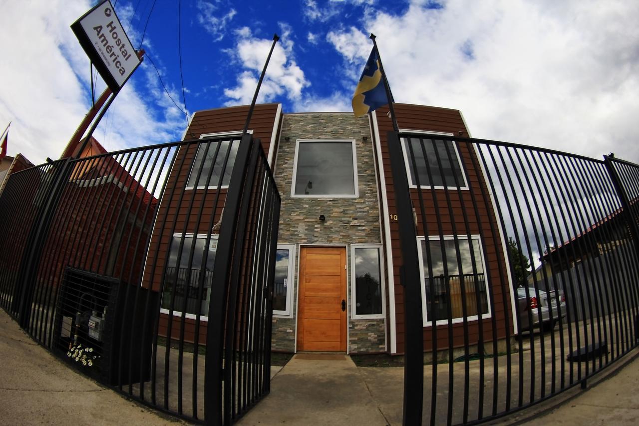Hostal America En 푸에르토나탈레스 외부 사진