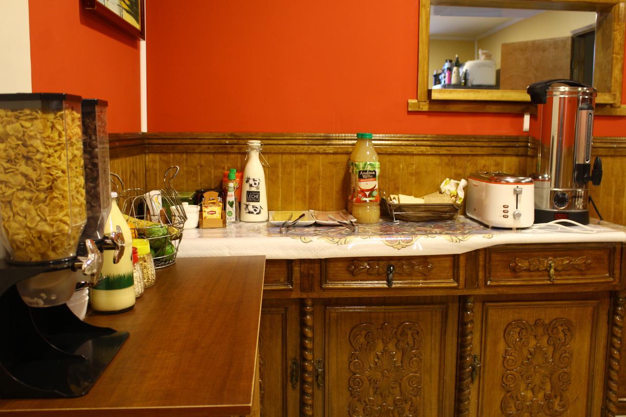 Hostal America En 푸에르토나탈레스 외부 사진